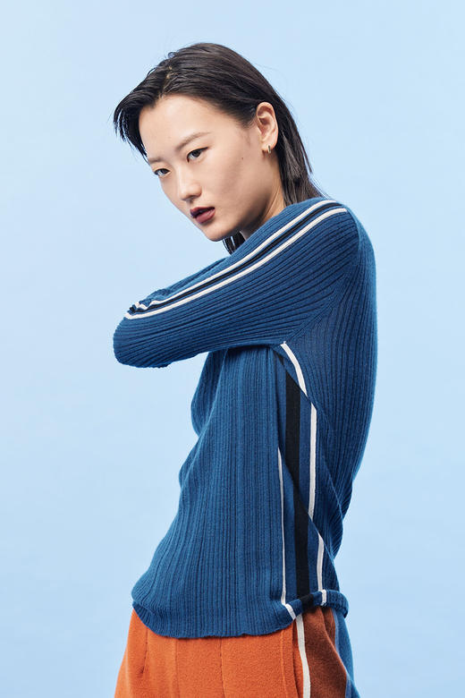  精纺羊绒撞色女套衫 SJF93W176N 商品图2