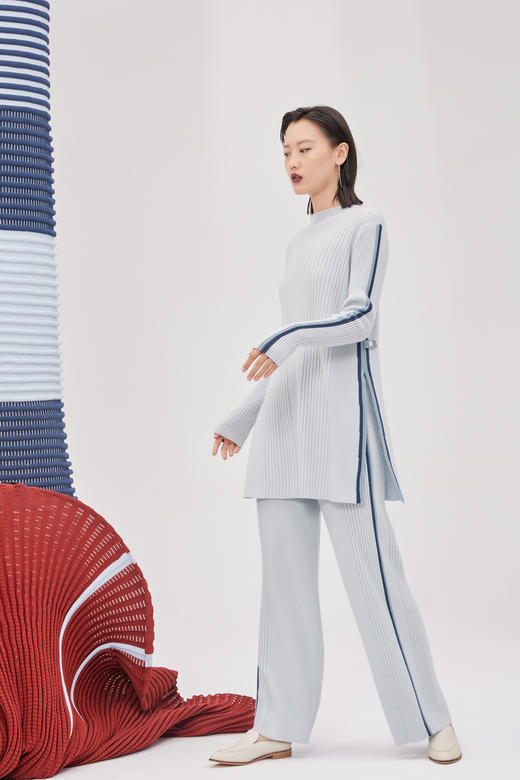 自带领中长款侧开叉羊绒女套衫 SJF93W111N 商品图2