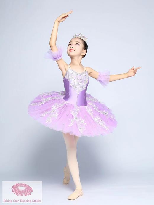 【小舞星艺术培训中心】2节正式课程｜小舞星经典课程&比赛获奖课程（1节少儿芭蕾考级课程+1节少儿现代舞入门+1节英皇金奖群舞课程。芭蕾、现代、群舞，均获得过专业比赛第一名的好成绩）如风生活特惠 商品图4