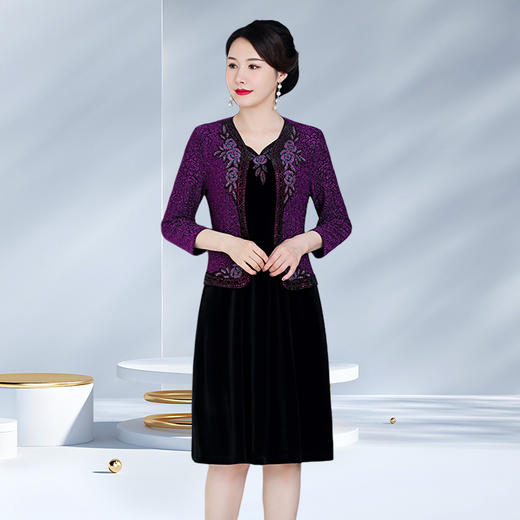 上海旗袍厂NBL-NG60817 紫色 婚宴两件套旗袍优雅端庄丈母娘礼服遮肚子准婆婆婚宴装秋天 商品图0