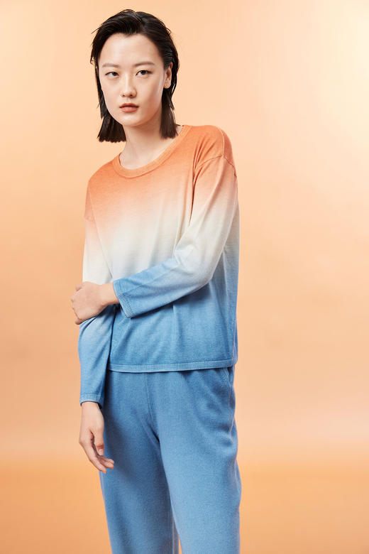 渐变色精纺羊绒圆领女套衫 SJF93W397N 商品图0