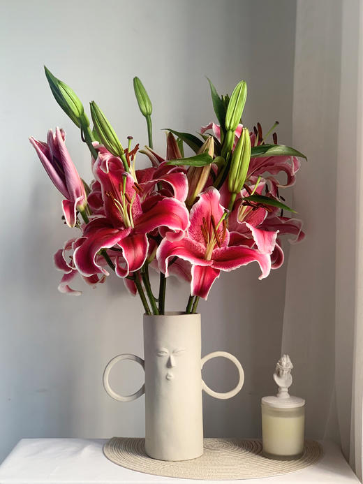 黑美人百合【你是声色张扬下我欲盖弥彰的温柔理想】简小姐精选香水百合 狐尾花瓣 A级 黑美人5枝多头 2束包邮 下单5天发货 商品图10