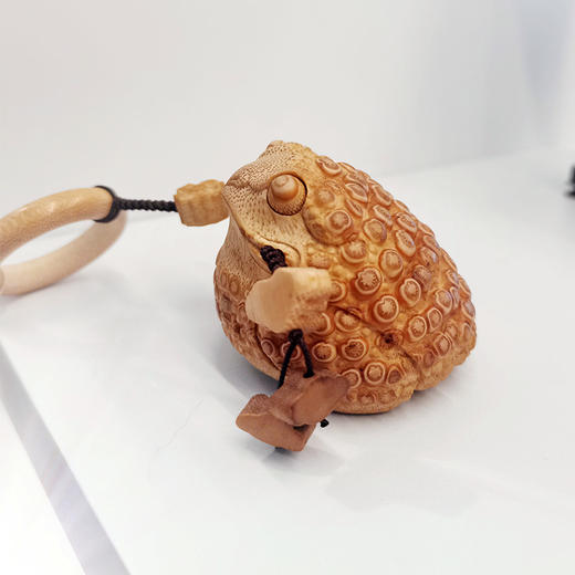 W°竹根金蟾环 商品图1