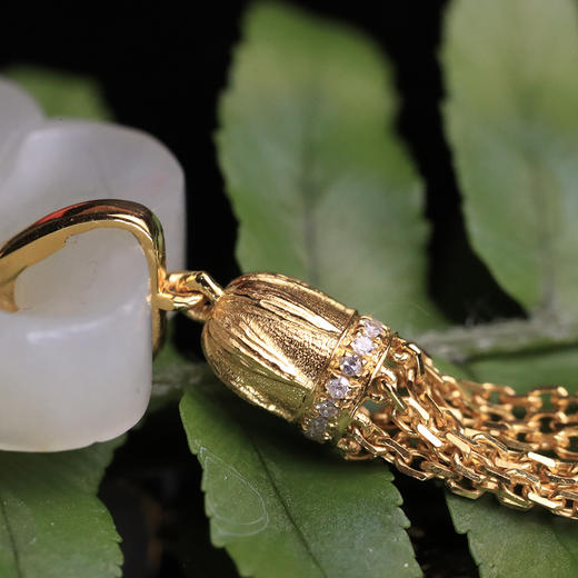 清代和田白玉精工小花黄金瀑布流苏耳环 商品图6