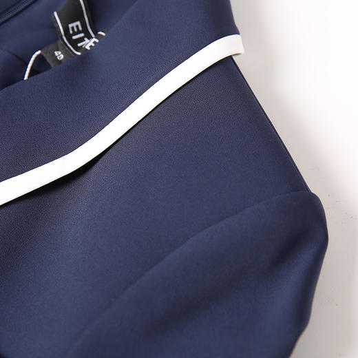 EITIE爱特爱新款优雅舒适显瘦开叉连衣裙C2107844 商品图5