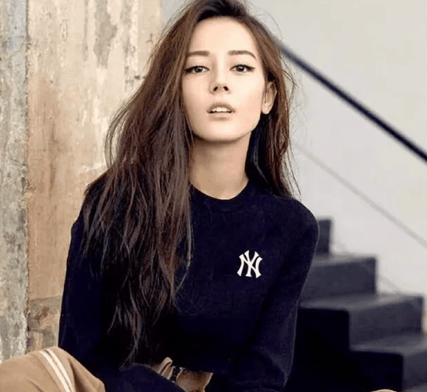 时髦精福利｜半个娱乐圈都在穿的MLB卫衣，初秋穿搭必备，美炸了！ 