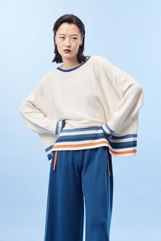 疗愈羊绒| 撞色羊绒针织斗篷女上衣 SJF93W136N 商品图5