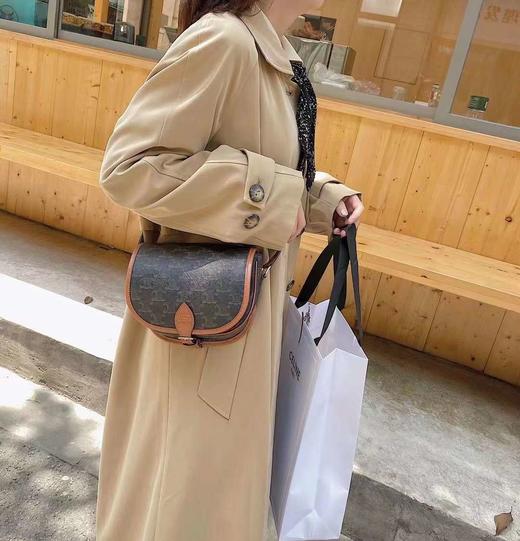 价值16000 稀有货！Celi*e经典凯旋门中古老花​马鞍包 复古情调 低调又精致 巨有质感 可休闲可名媛！ 商品图3