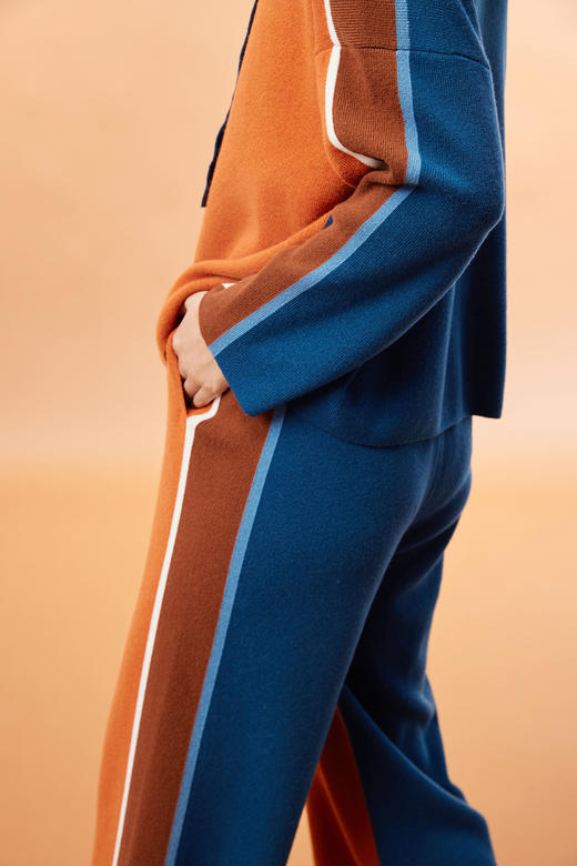  羊绒撞色运动休闲直筒女裤 SJF93K128N 商品图2