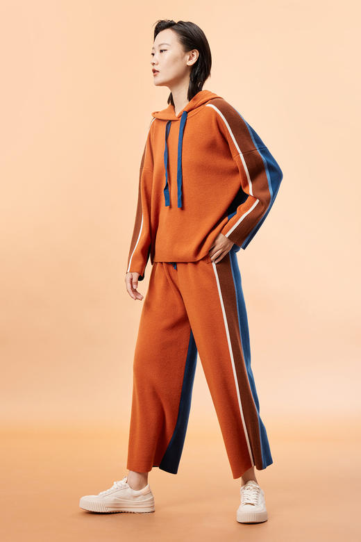  羊绒撞色运动休闲直筒女裤 SJF93K128N 商品图1