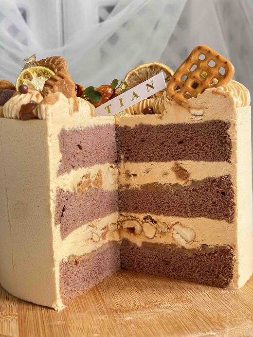 太妃焦糖奶油蛋糕，海盐幸福的味道，希望这一两分的甜，冲淡那生活八九分的苦。巧克力蛋糕浓郁醇厚，原料来自法芙娜无糖可可粉，好吃无负担 商品图7