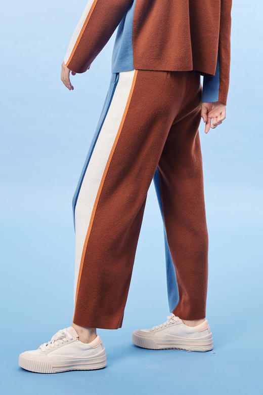  羊绒撞色运动休闲直筒女裤 SJF93K128N 商品图5