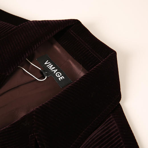 VIMAGE纬漫纪秋冬新款个性帅气纯色短款短外套V1603230 商品图2