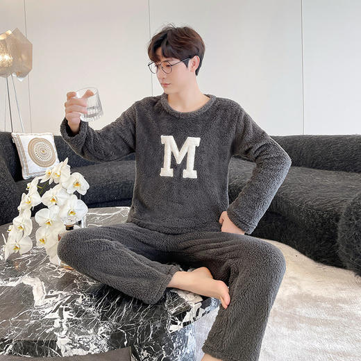 【睡衣】法兰绒冬季男士睡衣加绒加厚保暖长袖套头家居服简约大码190斤以内 商品图0