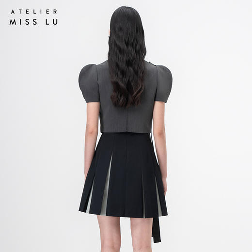 【玛格丽特】立体层次裁片拼接烟灰色泡泡袖上衣/00210 商品图3