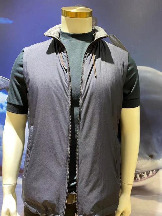 4F箭鱼鲨男装 商品图0