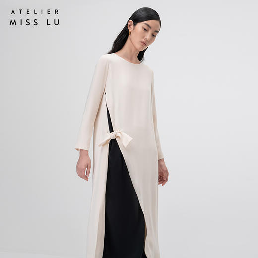 【蓓丽露】米白拼缝设计系带长袖宽松连衣裙/0000758 商品图2