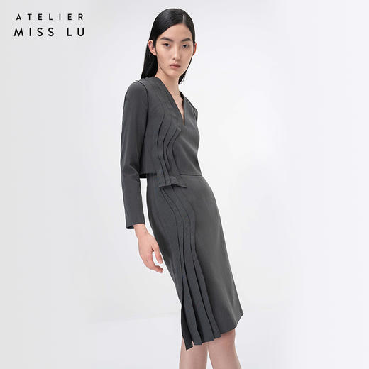 【法斯法戴雅】立体层次裁片拼接烟灰色修身半裙/000115 商品图1