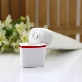 【中欧班列精选】法国欧莱雅复颜抗皱洁面125ML BF