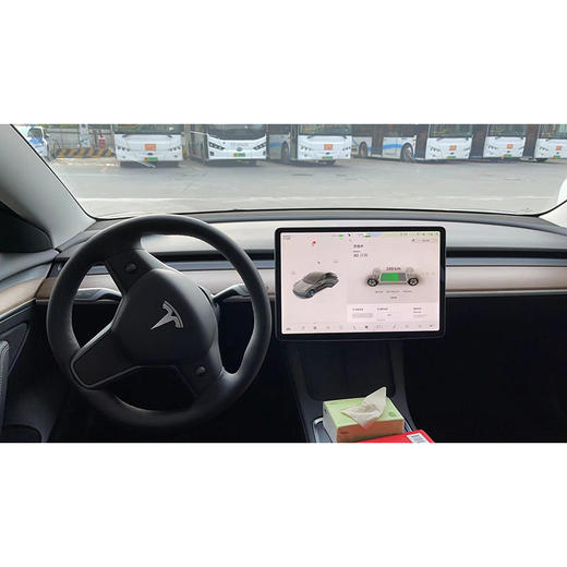 特斯拉 Model 3 改款 长续航后轮驱动版【长租-深圳】 商品图3