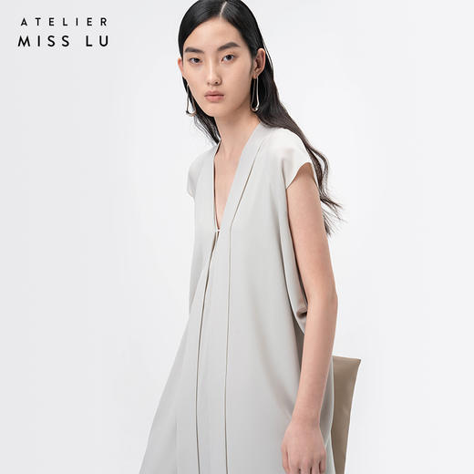 【云淡轻拂】云母绿立裁垂褶V领飘带落肩收腰连衣裙/0000745 商品图2