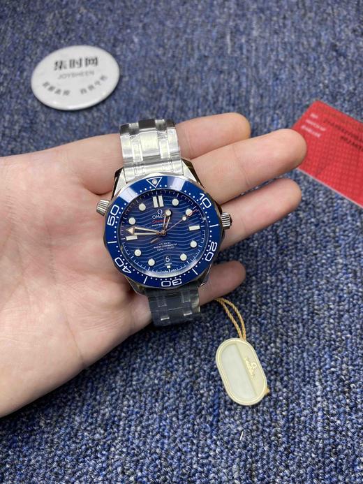 VS欧米茄海马300米系列 蓝色海马钢带
表盘尺寸：表径42mm、厚度13.5mm 商品图8