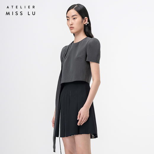 【玛格丽特】立体层次裁片拼接烟灰色泡泡袖上衣/00210 商品图2