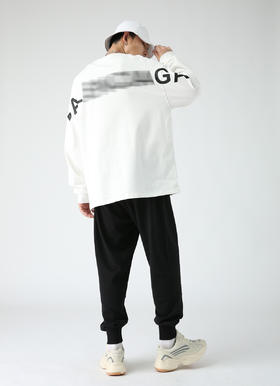 背后字母 落肩薄款圆领卫衣 特惠 Z-7769