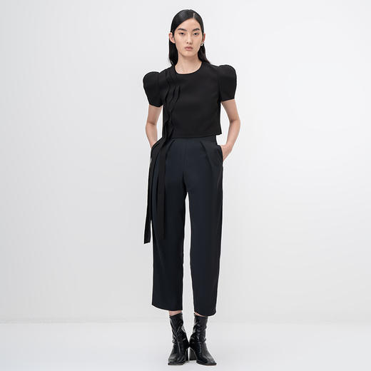 【玛格丽特】立体层次裁片拼接黑色泡泡袖上衣/00210A 商品图0