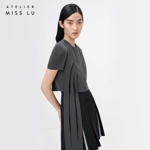 【玛格丽特】立体层次裁片拼接烟灰色泡泡袖上衣/00210 商品图1