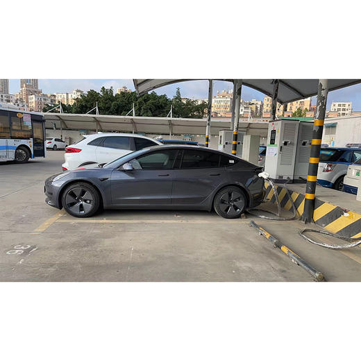 特斯拉 Model 3 改款 长续航后轮驱动版【长租-深圳】 商品图4