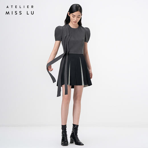 【玛格丽特】立体层次裁片拼接烟灰色泡泡袖上衣/00210 商品图0