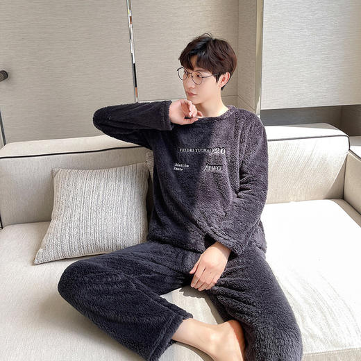 【睡衣】法兰绒冬季男士睡衣加绒加厚保暖长袖套头家居服简约大码190斤以内 商品图3