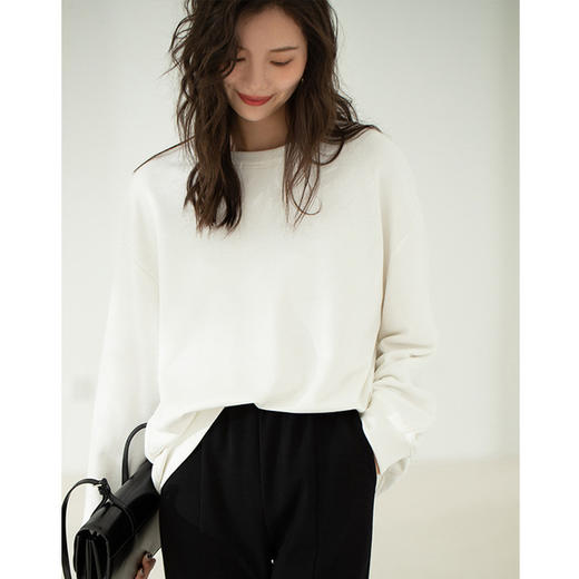 【服饰鞋包】新款宽松bf慵懒风卫衣女韩版简约气质套头外搭上衣 商品图5