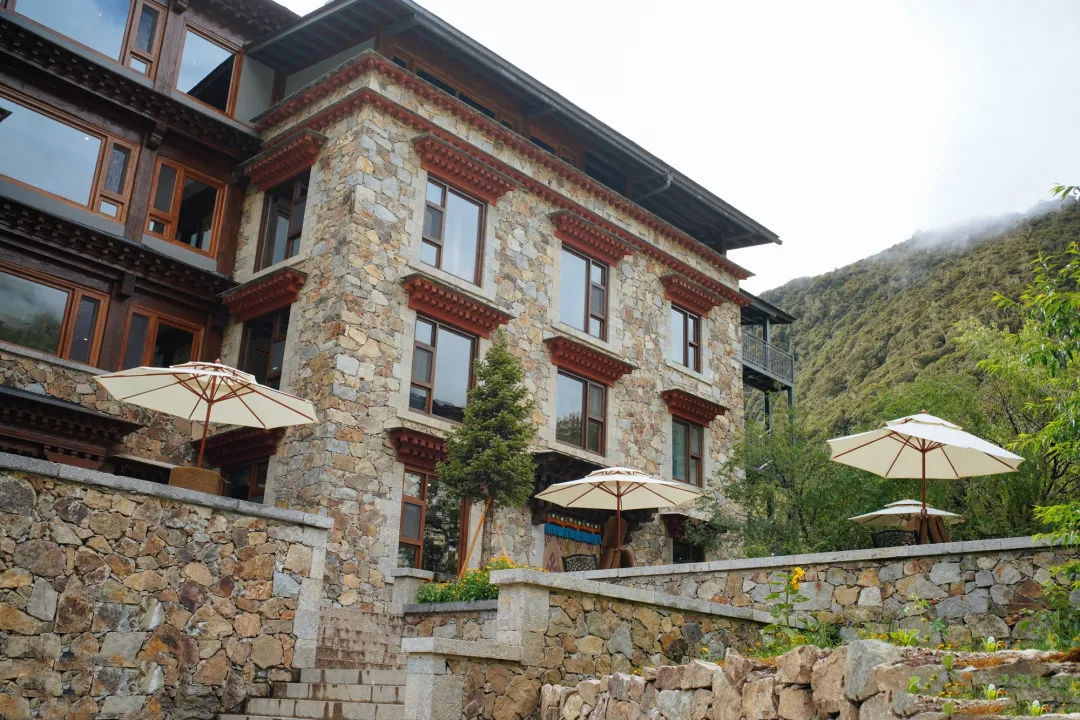 松赞:天人之际 | 梅里雪山,人神共居的世外桃源