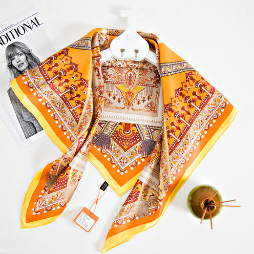 真丝素绉缎方巾 GD0011 商品图10