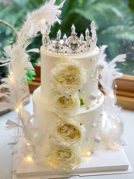 双层鲜花皇冠奶油蛋糕 下单前请仔细阅读商品详情 商品图0