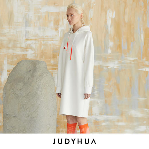JUDYHUA 运动款红唇卫衣裙 商品图1