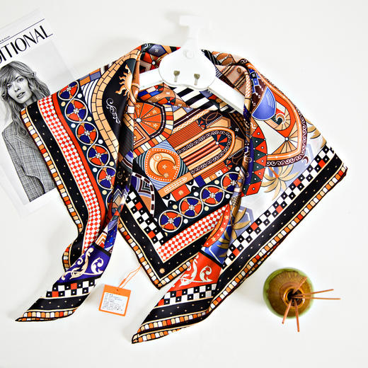 真丝素绉缎方巾 GD0011 商品图9