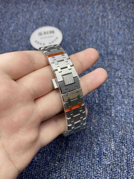 【升级版】爱彼AP皇家橡树系列 AP15202PT烟熏绿 男士腕表 搭载进口西铁城 商品图6