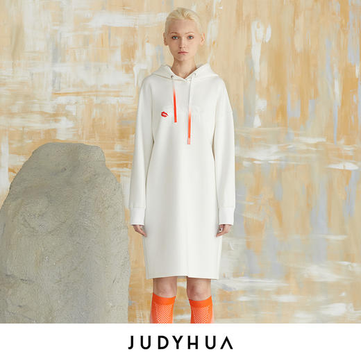 JUDYHUA 运动款红唇卫衣裙 商品图0