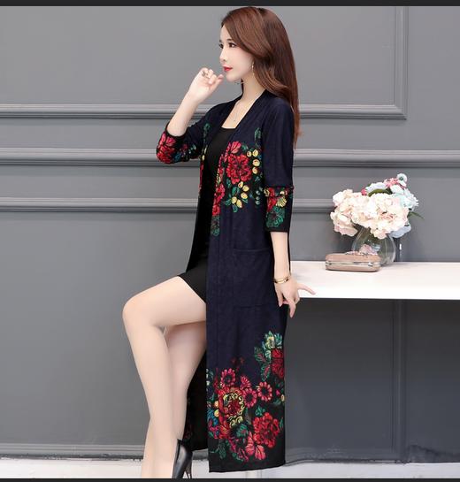 JXG-春季外套女长款过膝印花民族风外搭中老年宽松大码开衫春秋天披肩 商品图3