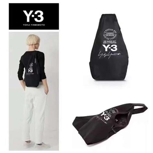 价值1000+ 元单！Y-3黑武士签名系列斜跨包运动胸包轻量化背囊 男女同款 有范上档次 质感细腻婉若肌肤 哑光有质感 日常出行/运动都很可 预售 商品图0