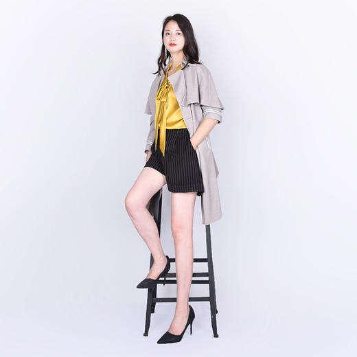 圣三利女装新春秋季中长款纯色毛呢风衣SL121F01 商品图2