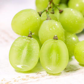 20°甜的阳光玫瑰青提，晶莹剔透，咬一口就爆汁！