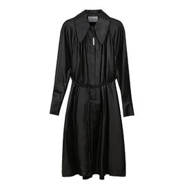 娃娃翻领垂褶连衣裙