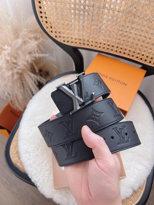 秋冬特价💰490 LV男士腰带 商品图0