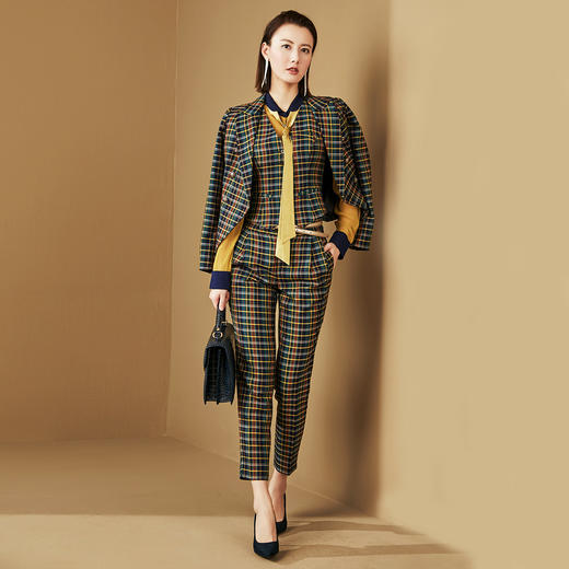 颈袖添香-套裤-”骑马装“英伦格子 飒爽英姿 权威大气 个性时髦  JG4S4659T1X0KX 商品图3