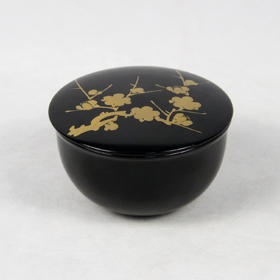 日本描金梅纹黑漆盒