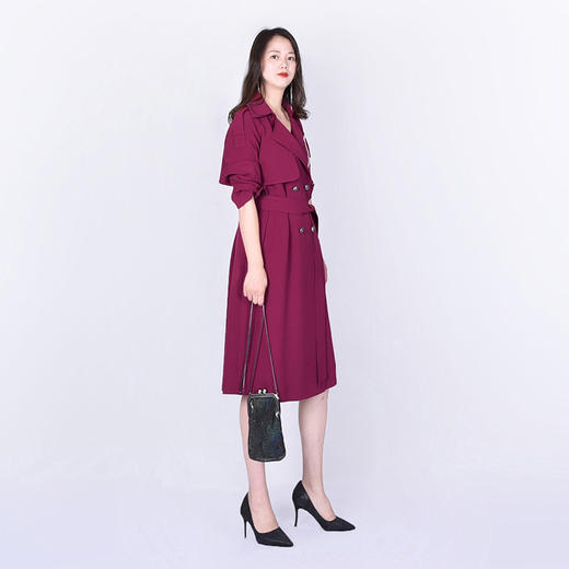 圣三利女装春秋季中长款纯色风衣SL121F06 商品图1